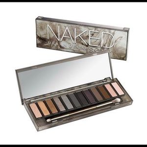 Urban Decay Naked Smoky Palette
